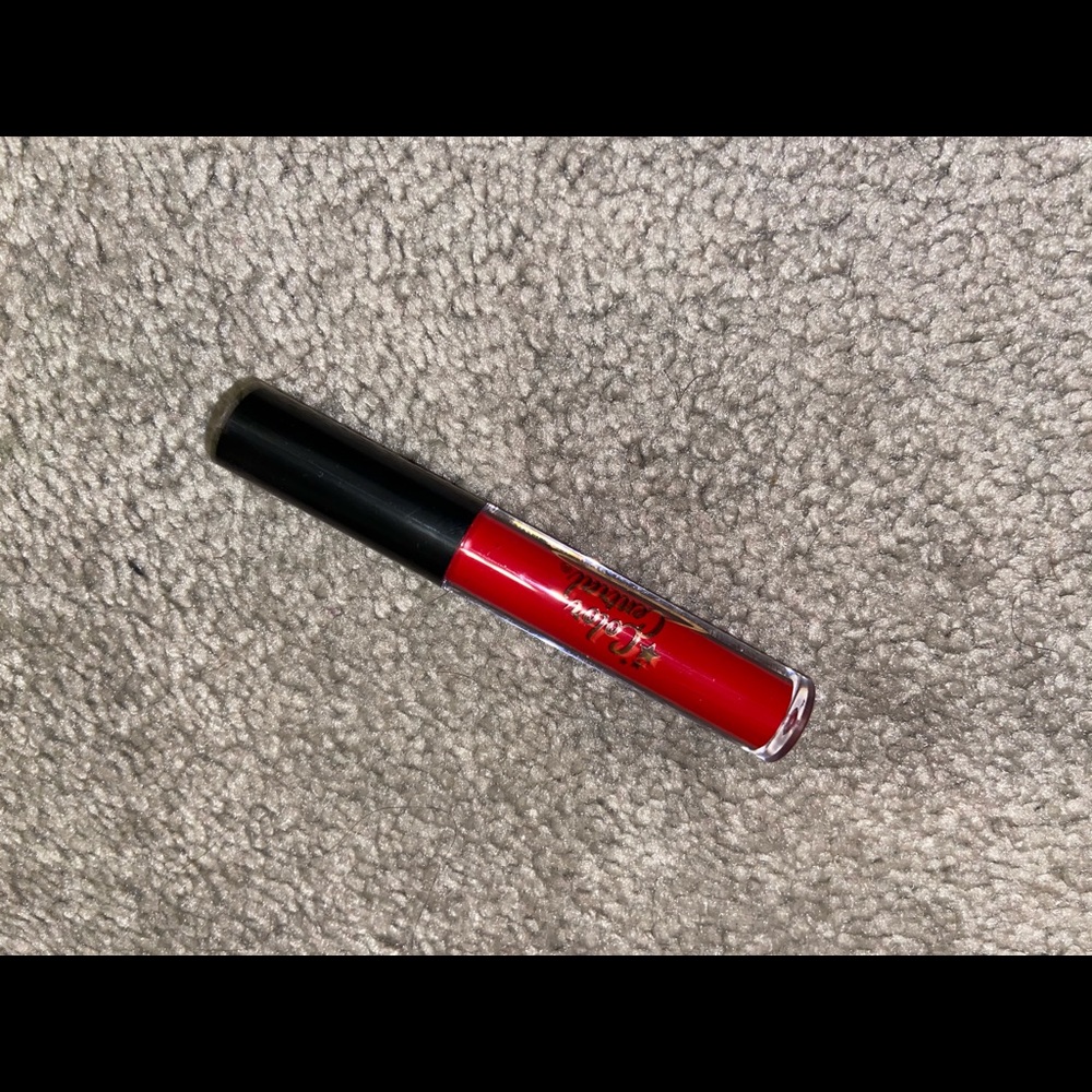 Brand new lip gloss !